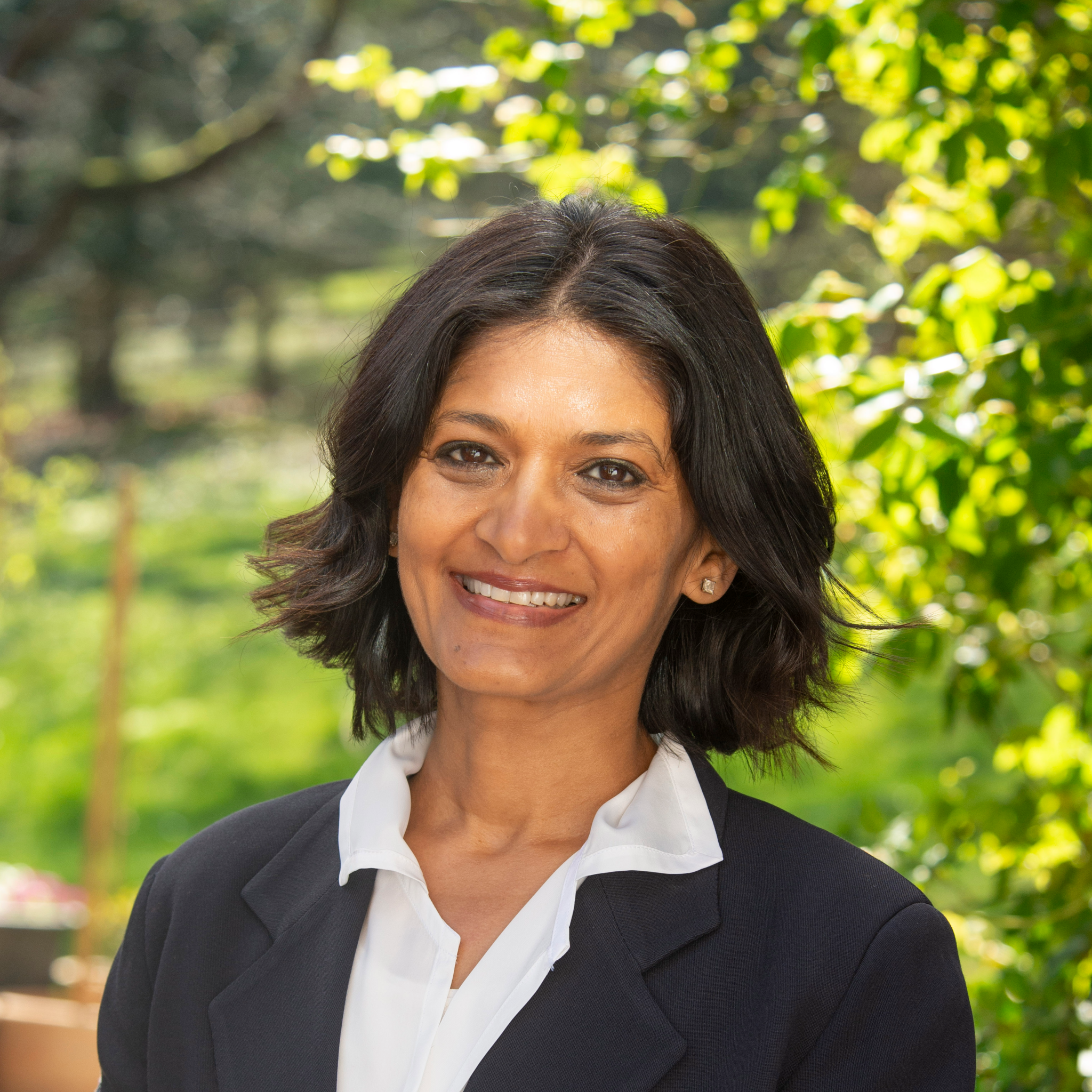 Photo of Monisha Shah